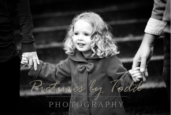 Main-Line-Family-Portrait-Photographer-www.picturesbytodd-1